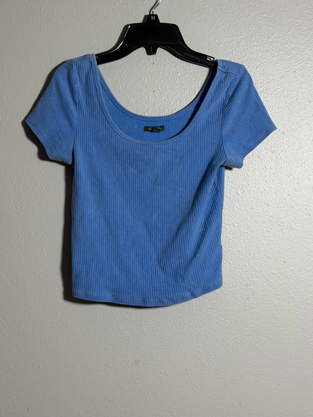 Wild Fable Women’s Ribbed Minimalist Scoop Neck Top Blue size M